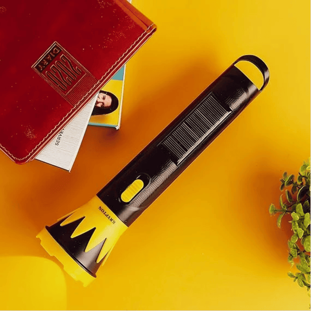 Krypton Solar Rechargeable Flashlight KNFL5159