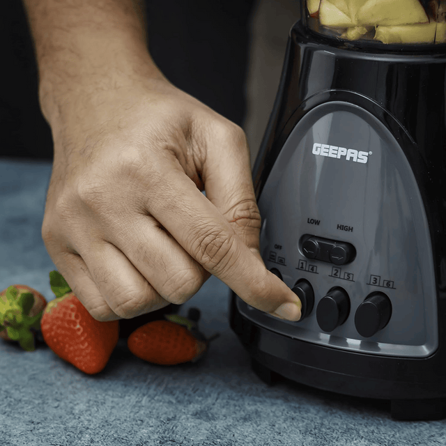 Geepas 3-in-1 Blender 600W GSB44034N