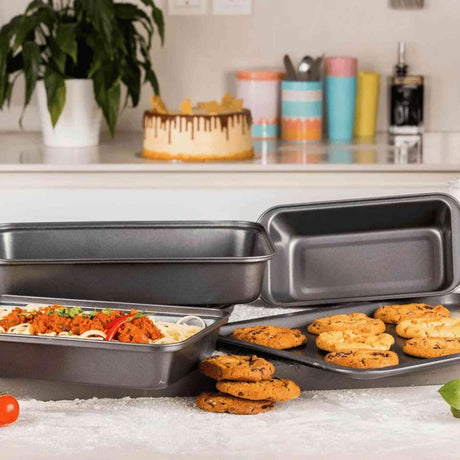 Royalford 6 PCS Bakeware Set – Carbon Steel, Oven Safe, Premium Non - Stick Coating, 0.4MM Thick, PFOA, PTFE, And BFA Free RFU 9089 - KWT Tech Mart